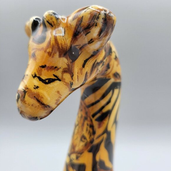 LaVie Baby Giraffe Safari Animal Print Figurine Joan Baker Ceramic Statue - Picture 2 of 8